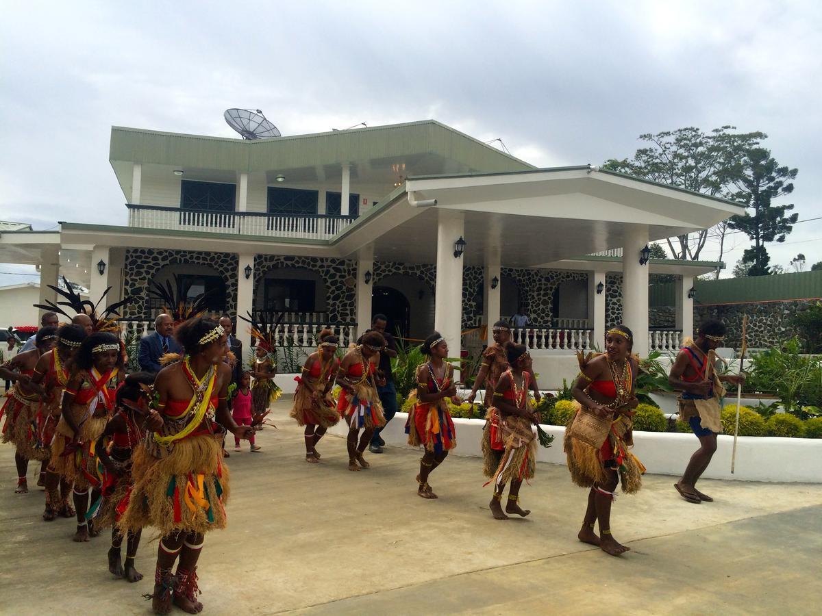Mcroyal Hotel Mount Hagen Exterior photo