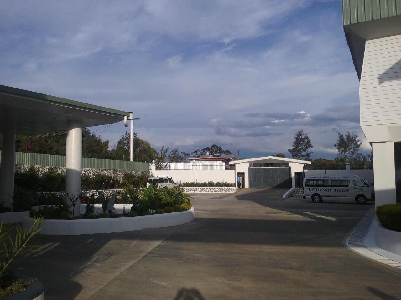 Mcroyal Hotel Mount Hagen Exterior photo