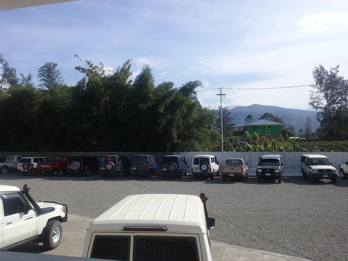 Mcroyal Hotel Mount Hagen Exterior photo
